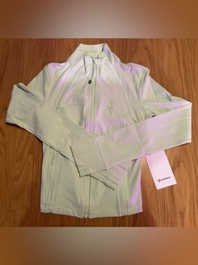 Lululemon Define Cropped Jacket Nulu Matcha Magic Size 4 NWT